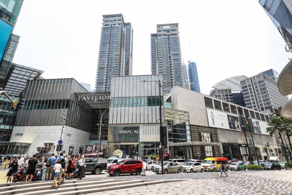 5 Sec To Pavilion Mall 16-23 People Fahrenheit 88 Jalan Bukit Bintang Kuala Lumpur