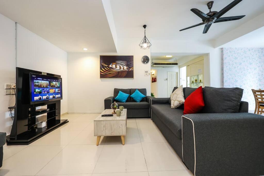 Pangsapuri 5 Sec To Pavilion Mall 16-23 People Fahrenheit 88 Jalan Bukit Bintang