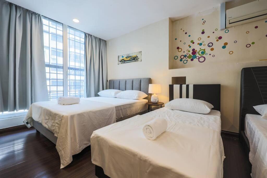 5 Sec To Pavilion Mall 16-23 People Fahrenheit 88 Jalan Bukit Bintang * Kuala Lumpur