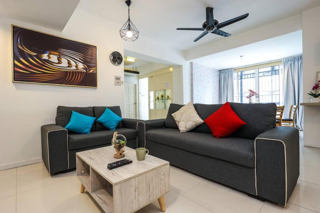 Pangsapuri 5 Sec To Pavilion Mall 16-23 People Fahrenheit 88 Jalan Bukit Bintang