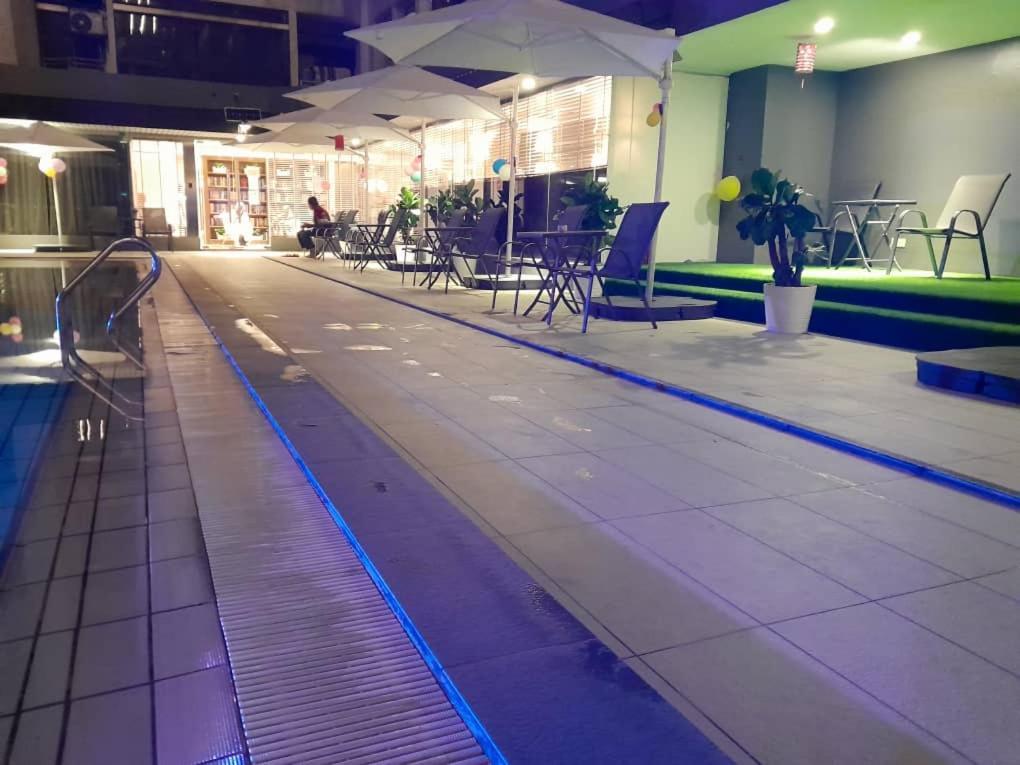 5 Sec To Pavilion Mall 16-23 People Fahrenheit 88 Jalan Bukit Bintang *